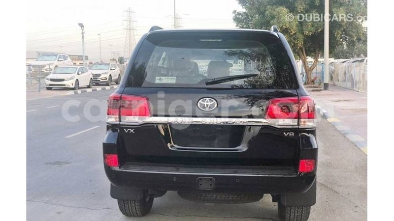 Big with watermark toyota land cruiser agadez import dubai 5855