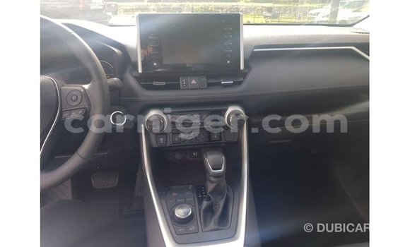 Buy Import Toyota Ade Other Truck in Import - Dubai in Agadez Buy Import Toyota Ade Other Truck in Import - Dubai in Agadez