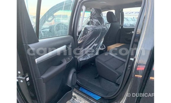 Buy Import Toyota Hilux Black Car in Import - Dubai in Agadez Buy Import Toyota Hilux Black Car in Import - Dubai in Agadez