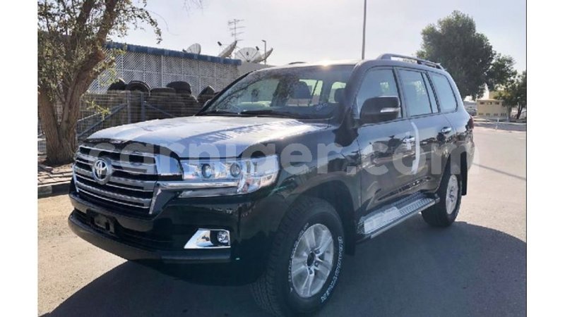 Big with watermark toyota land cruiser agadez import dubai 5862