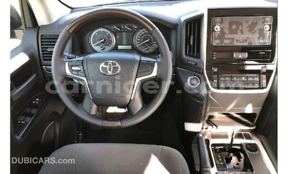 Buy Import Toyota Land Cruiser Black Truck in Import - Dubai in Agadez Buy Import Toyota Land Cruiser Black Truck in Import - Dubai in Agadez
