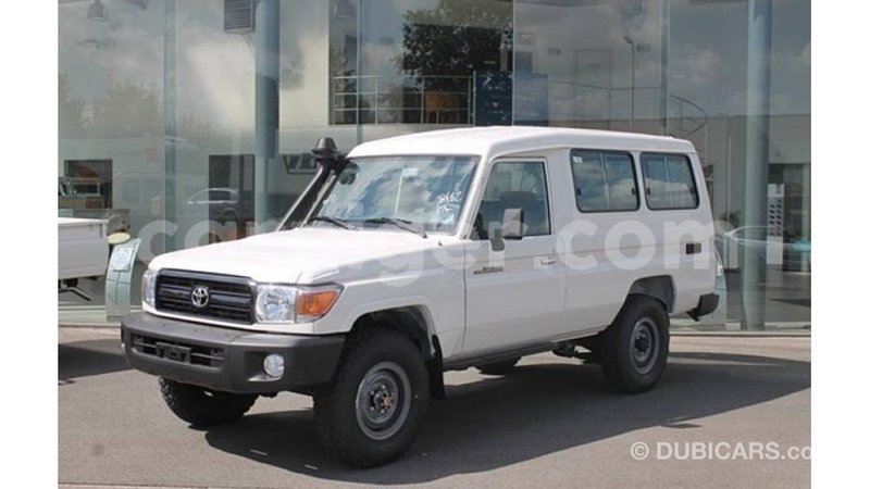 Big with watermark toyota land cruiser agadez import dubai 5864