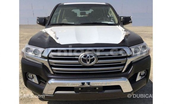 Buy Import Toyota Land Cruiser Black Truck in Import - Dubai in Agadez Buy Import Toyota Land Cruiser Black Truck in Import - Dubai in Agadez