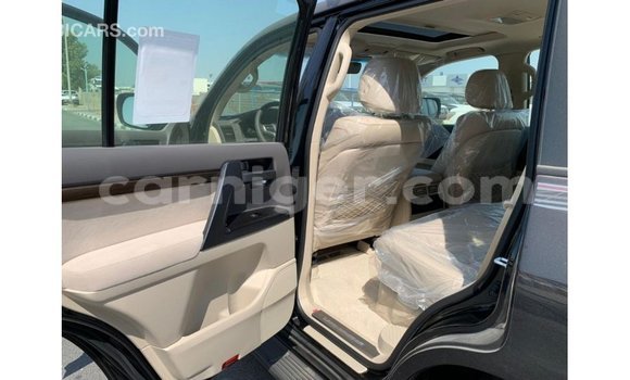 Buy Import Toyota Land Cruiser Black Truck in Import - Dubai in Agadez Buy Import Toyota Land Cruiser Black Truck in Import - Dubai in Agadez