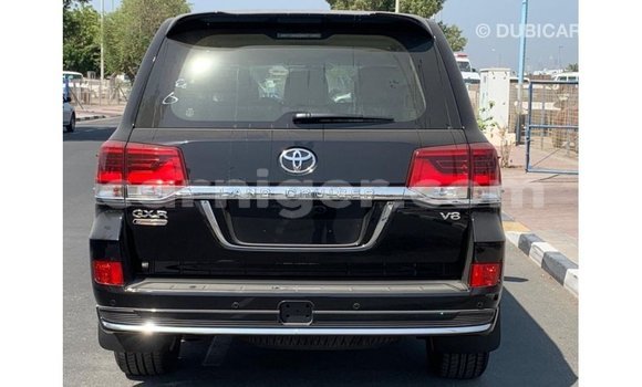 Buy Import Toyota Land Cruiser Black Truck in Import - Dubai in Agadez Buy Import Toyota Land Cruiser Black Truck in Import - Dubai in Agadez