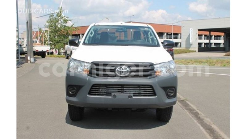 Big with watermark toyota hilux agadez import dubai 5867