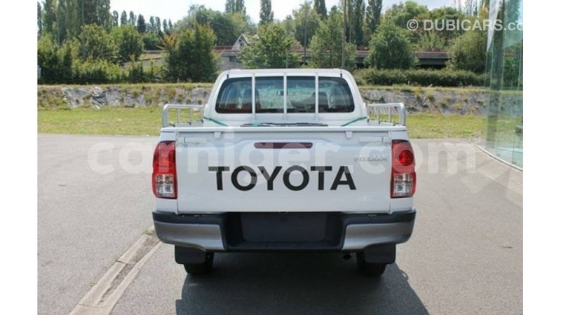 Big with watermark toyota hilux agadez import dubai 5867