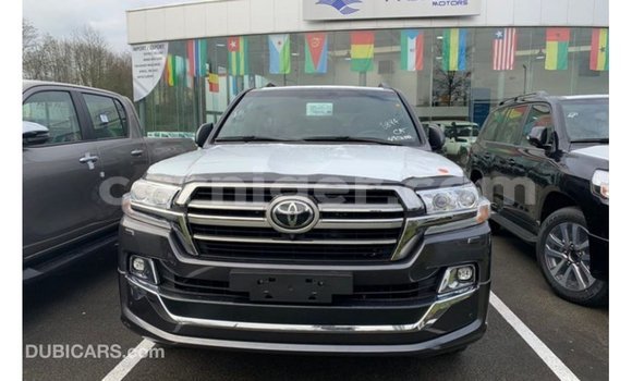 Buy Import Toyota Land Cruiser Black Truck in Import - Dubai in Agadez Buy Import Toyota Land Cruiser Black Truck in Import - Dubai in Agadez