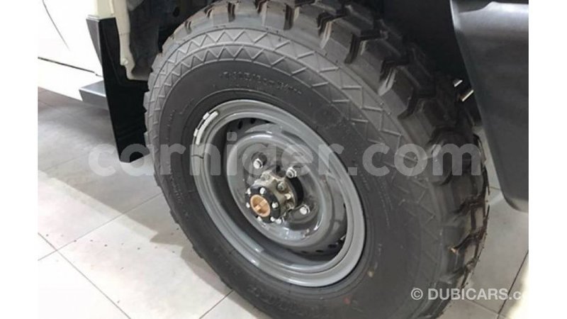 Big with watermark toyota land cruiser agadez import dubai 5874