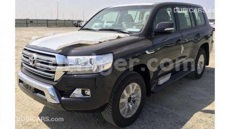 Big with watermark toyota land cruiser agadez import dubai 5877