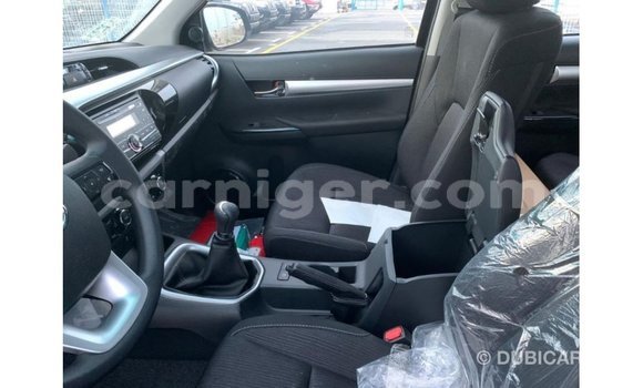 Buy Import Toyota Hilux Black Car in Import - Dubai in Agadez Buy Import Toyota Hilux Black Car in Import - Dubai in Agadez