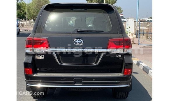 Buy Import Toyota Land Cruiser Black Truck in Import - Dubai in Agadez Buy Import Toyota Land Cruiser Black Truck in Import - Dubai in Agadez