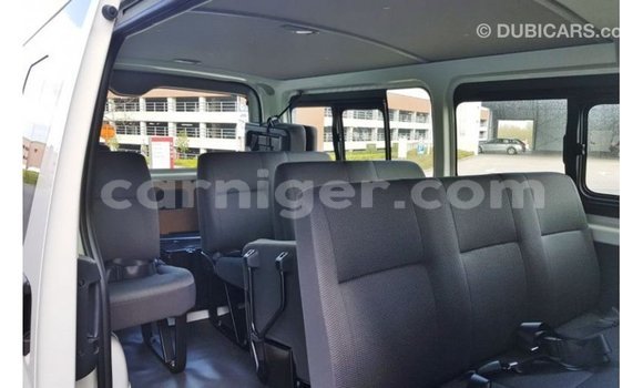 Buy Import Toyota Hiace White Car in Import - Dubai in Agadez Buy Import Toyota Hiace White Car in Import - Dubai in Agadez