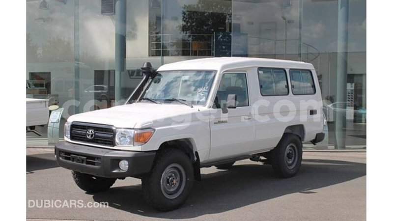 Big with watermark toyota land cruiser agadez import dubai 5883