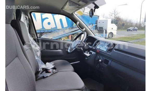 Buy Import Toyota Hiace White Car in Import - Dubai in Agadez Buy Import Toyota Hiace White Car in Import - Dubai in Agadez