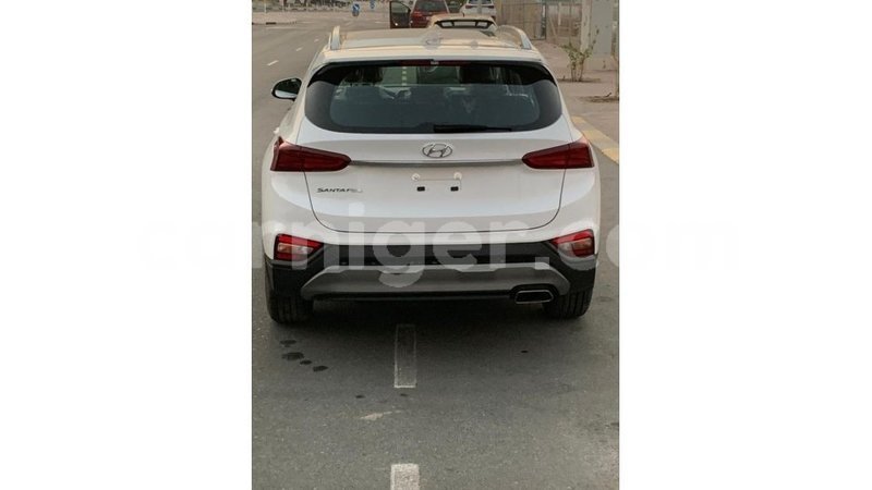 Big with watermark hyundai santa fe agadez import dubai 5888