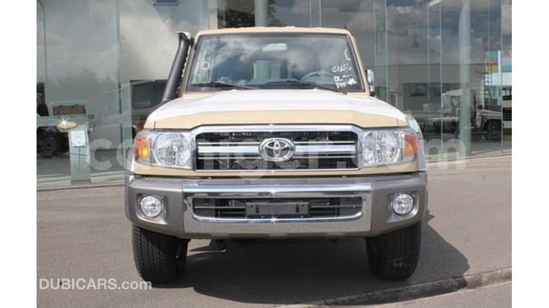 Big with watermark toyota land cruiser agadez import dubai 5889