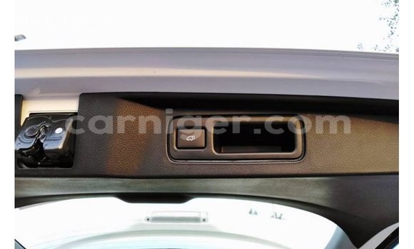 Buy Import Toyota Fortuner White Car in Import - Dubai in Agadez Buy Import Toyota Fortuner White Car in Import - Dubai in Agadez