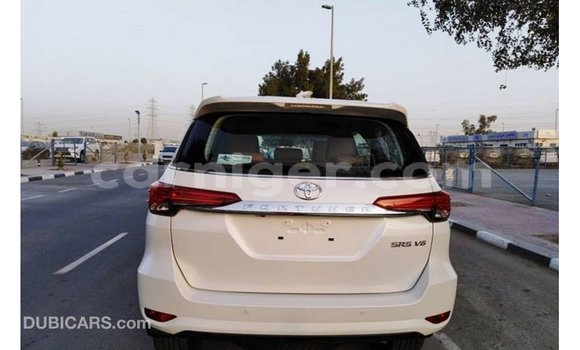 Buy Import Toyota Fortuner White Car in Import - Dubai in Agadez Buy Import Toyota Fortuner White Car in Import - Dubai in Agadez