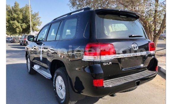 Buy Import Toyota Land Cruiser Black Truck in Import - Dubai in Agadez Buy Import Toyota Land Cruiser Black Truck in Import - Dubai in Agadez