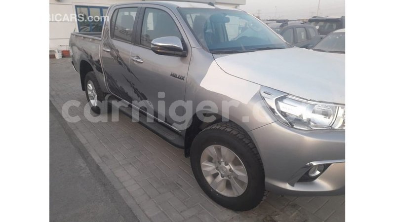 Big with watermark toyota hilux agadez import dubai 5899