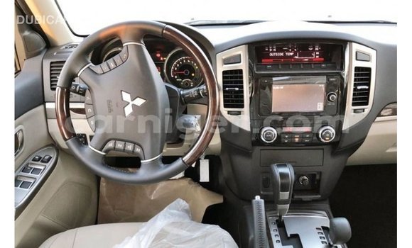 Buy Import Mitsubishi Pajero Black Car in Import - Dubai in Agadez Buy Import Mitsubishi Pajero Black Car in Import - Dubai in Agadez