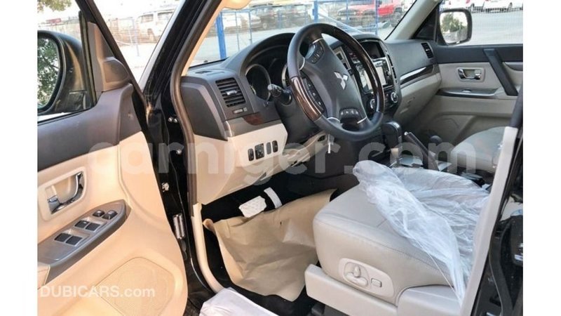 Big with watermark mitsubishi pajero agadez import dubai 5901