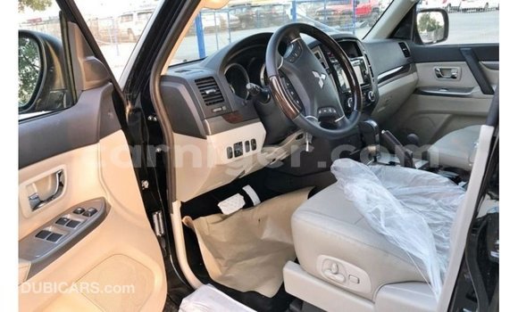 Buy Import Mitsubishi Pajero Black Car in Import - Dubai in Agadez Buy Import Mitsubishi Pajero Black Car in Import - Dubai in Agadez