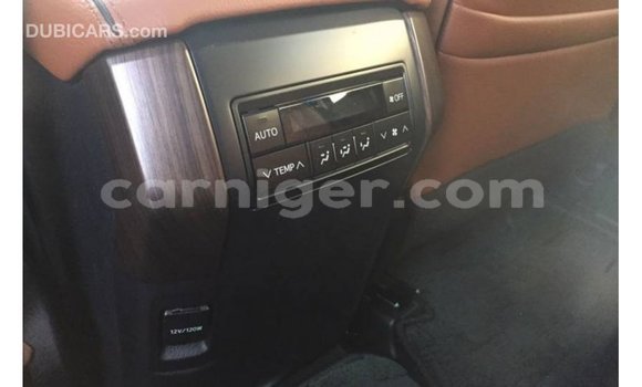 Sayi Imported Toyota Prado Black Mota in Import - Dubai a Agadez Sayi Imported Toyota Prado Black Mota in Import - Dubai a Agadez