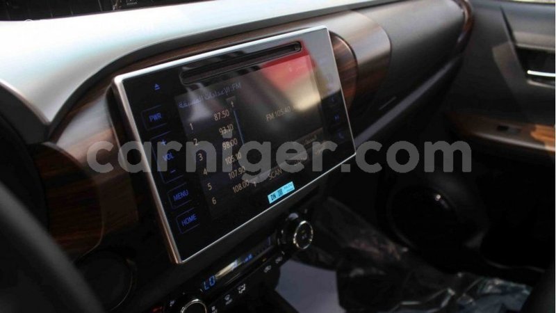 Big with watermark toyota hilux agadez import dubai 5907