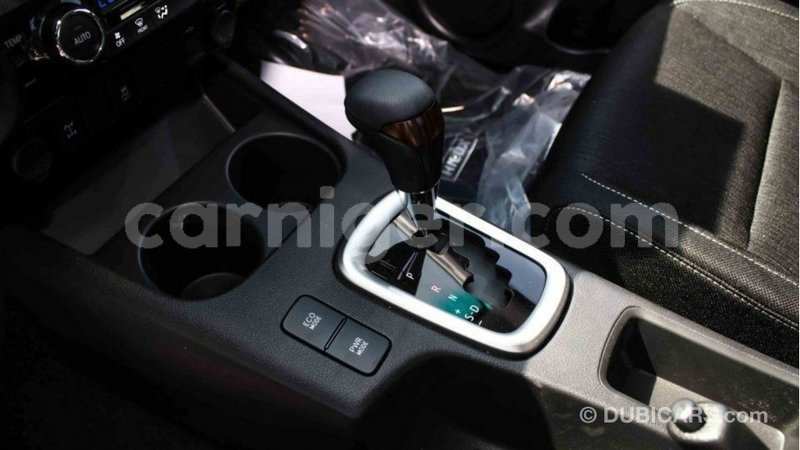 Big with watermark toyota hilux agadez import dubai 5907