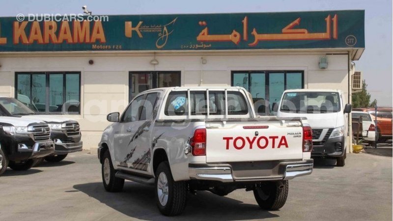 Big with watermark toyota hilux agadez import dubai 5907