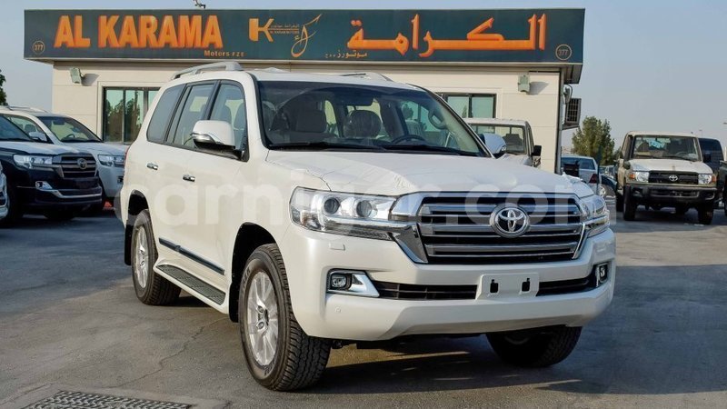 Big with watermark toyota land cruiser agadez import dubai 5908
