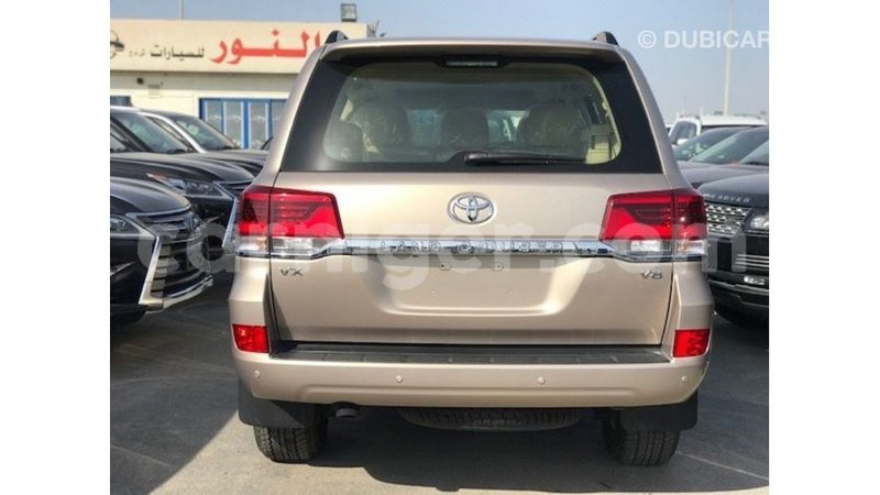 Big with watermark toyota land cruiser agadez import dubai 5912