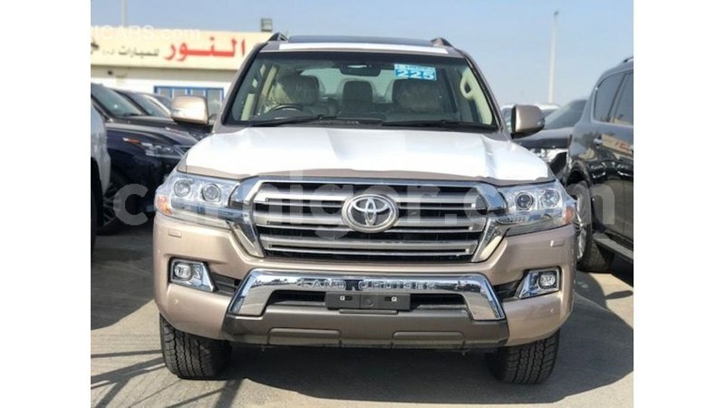 Big with watermark toyota land cruiser agadez import dubai 5912