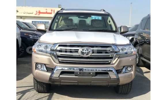 اشتري Imported Toyota Land Cruiser Other شاحنة في Import - Dubai في أغاديز اشتري Imported Toyota Land Cruiser Other شاحنة في Import - Dubai في أغاديز