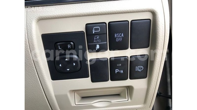 Big with watermark toyota land cruiser agadez import dubai 5912