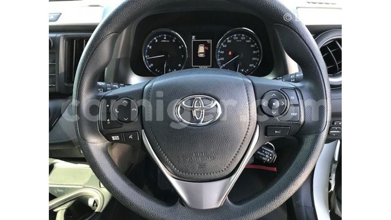 Big with watermark toyota ade agadez import dubai 5915