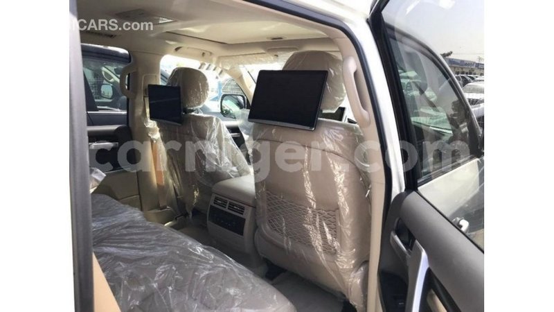 Big with watermark toyota land cruiser agadez import dubai 5917