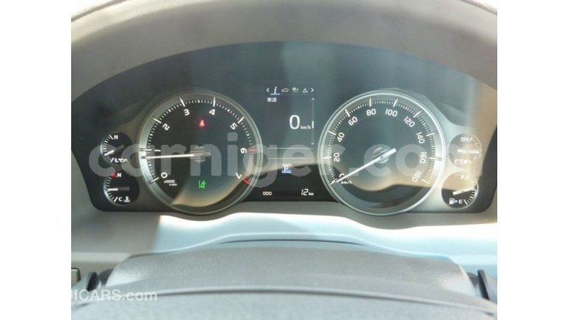 Big with watermark toyota land cruiser agadez import dubai 5917