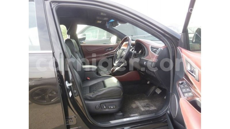 Big with watermark toyota harrier agadez import dubai 5918