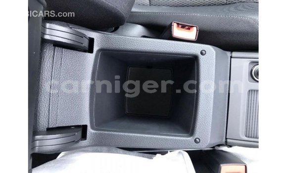 Acheter Import Voiture Volkswagen Golf Blanc à Import - Dubai, Agadez Acheter Import Voiture Volkswagen Golf Blanc à Import - Dubai, Agadez