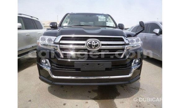 Acheter Import Utilitaire Toyota Land Cruiser Noir à Import - Dubai, Agadez Acheter Import Utilitaire Toyota Land Cruiser Noir à Import - Dubai, Agadez