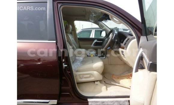 Buy Import Toyota Land Cruiser Other Truck in Import - Dubai in Agadez Buy Import Toyota Land Cruiser Other Truck in Import - Dubai in Agadez
