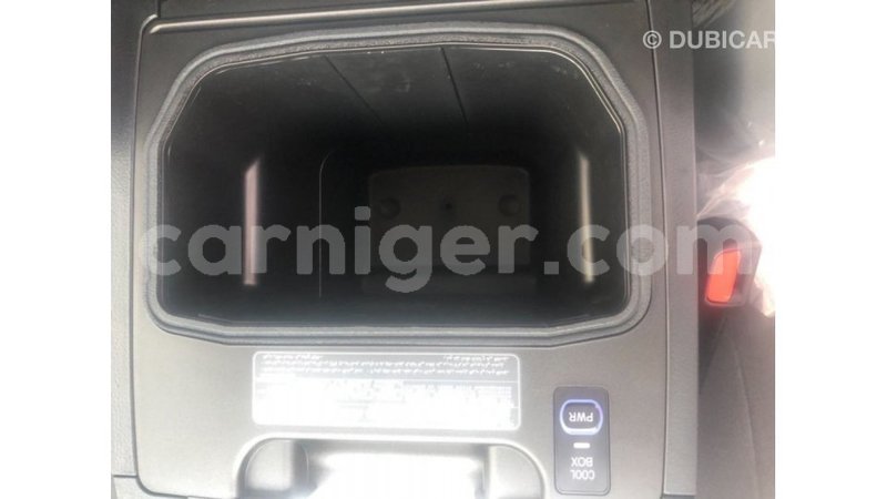 Big with watermark toyota land cruiser agadez import dubai 5930