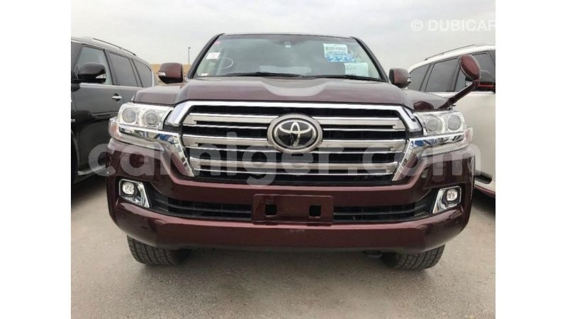 Big with watermark toyota land cruiser agadez import dubai 5931