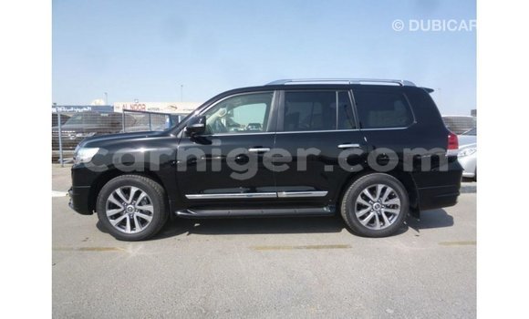 Sayi Imported Toyota Land Cruiser Black Babbar mota in Import - Dubai a Agadez Sayi Imported Toyota Land Cruiser Black Babbar mota in Import - Dubai a Agadez