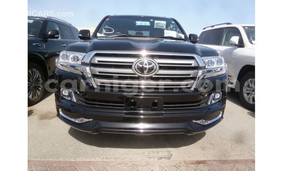 Acheter Import Utilitaire Toyota Land Cruiser Noir à Import - Dubai, Agadez Acheter Import Utilitaire Toyota Land Cruiser Noir à Import - Dubai, Agadez