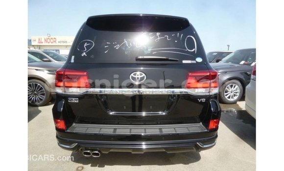 Acheter Import Utilitaire Toyota Land Cruiser Noir à Import - Dubai, Agadez Acheter Import Utilitaire Toyota Land Cruiser Noir à Import - Dubai, Agadez