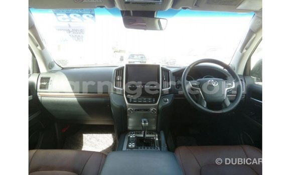 Sayi Imported Toyota Land Cruiser Red Babbar mota in Import - Dubai a Agadez Sayi Imported Toyota Land Cruiser Red Babbar mota in Import - Dubai a Agadez